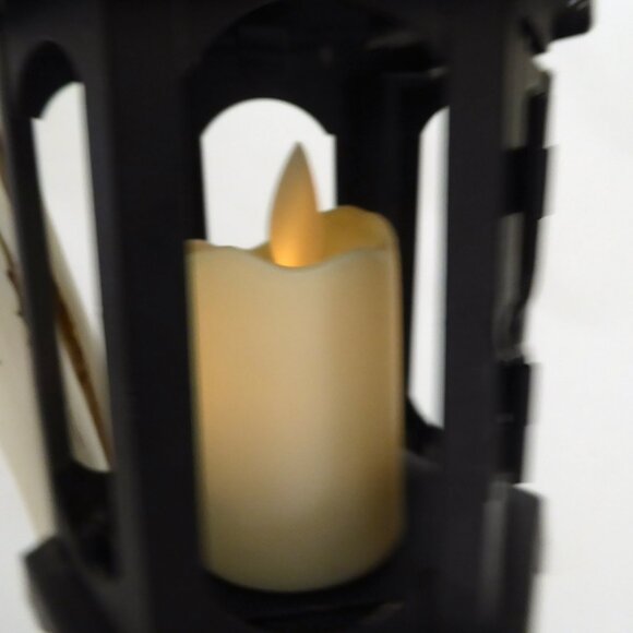 NEW 16” GOTHIC HALLOWEEN SKELETON ARM HOLDING METAL LANTERN CANDLE SCULPTURE - Picture 4 of 14